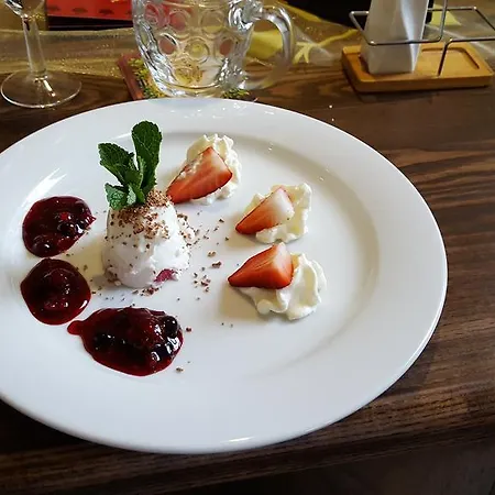 Restaurace A Golf Jested Pensión Svetla pod Jestedem