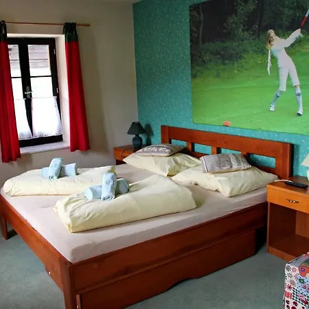Guest house Restaurace A Golf Jested *
