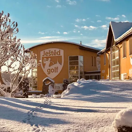 Guest house Restaurace A Golf Jested