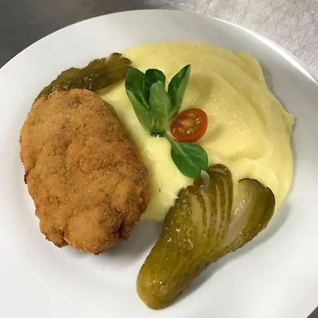 Restaurace A Golf Jested * Svetla pod Jestedem